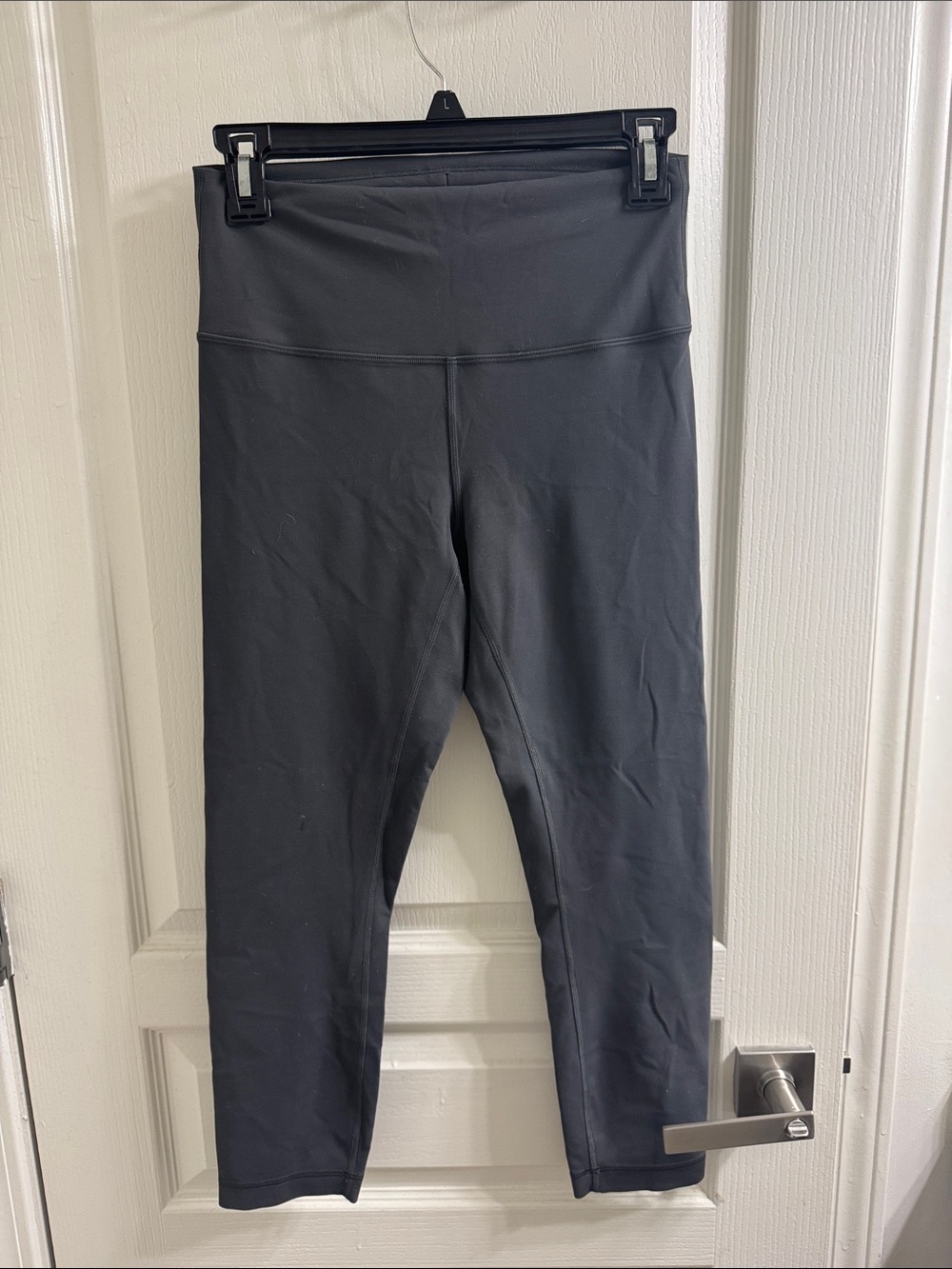 lululemon Women Grey High-Rise Leggings Capri